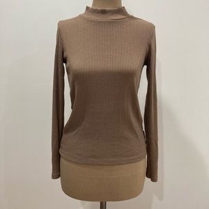 Uniqlo sweater